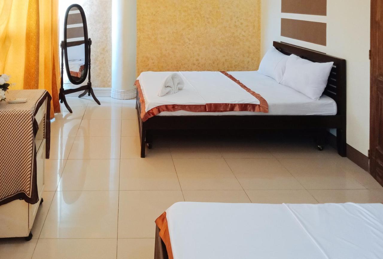 Villa Asuncion Country Inn And Resort Iloilo By Reddoorz Tigbauan Exteriör bild